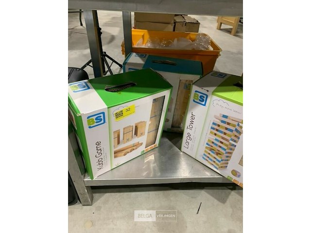 Partij divers houten speelgoed - afbeelding 1 van  3