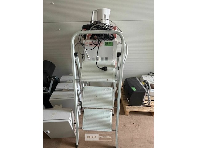 Partij divers huishoud - afbeelding 2 van  5