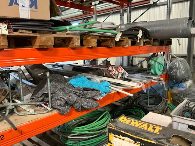 Partij divers installatiemateriaal - afbeelding 4 van  19