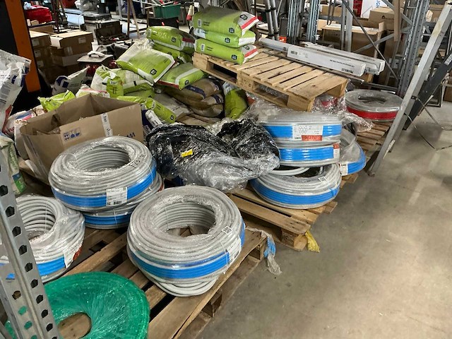 Partij divers installatiemateriaal - afbeelding 12 van  19