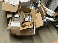 Partij divers installatiemateriaal - afbeelding 2 van  4