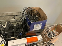 Partij divers it-materiaal - afbeelding 4 van  7