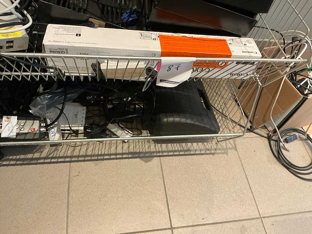 Partij divers it-materiaal - afbeelding 5 van  7
