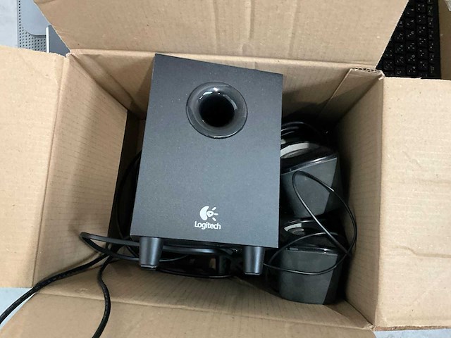 Partij divers kantoorinventaris - afbeelding 18 van  20