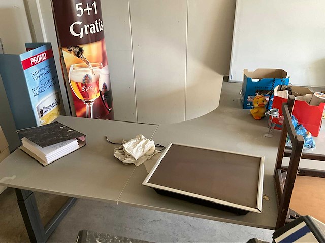 Partij divers kantoormeubilair - afbeelding 14 van  15