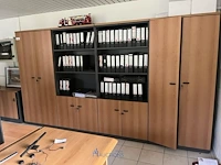 Partij divers kantoormeubilair