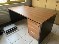 Partij divers kantoormeubilair - afbeelding 23 van  25