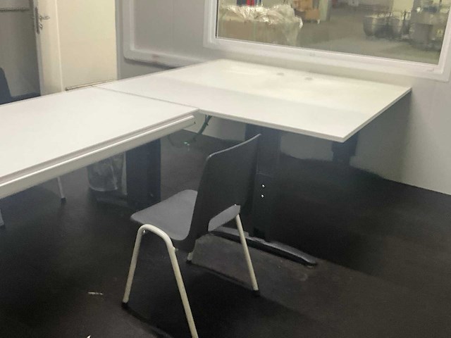 Partij divers kantoormeubilair - afbeelding 2 van  14