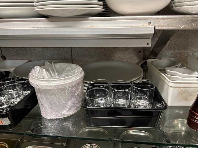 Partij divers keuken materiaal - afbeelding 23 van  33
