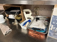 Partij divers keuken materiaal - afbeelding 24 van  32