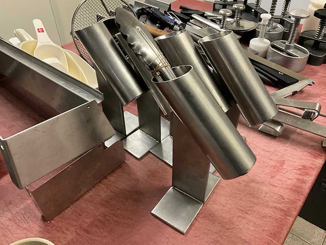 Partij divers keukengerei - afbeelding 2 van  9