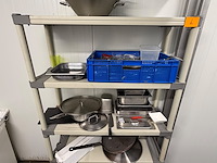 Partij divers keukenmateriaal
