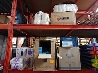 Partij divers keukenpapier en mondmaskers