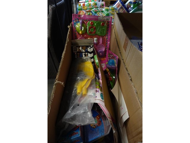 Partij divers kinderspeelgoed - afbeelding 2 van  7