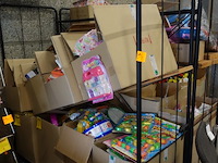 Partij divers kinderspeelgoed - afbeelding 1 van  6