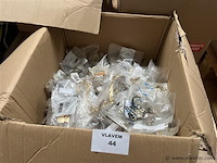 Partij divers materiaal - afbeelding 1 van  4
