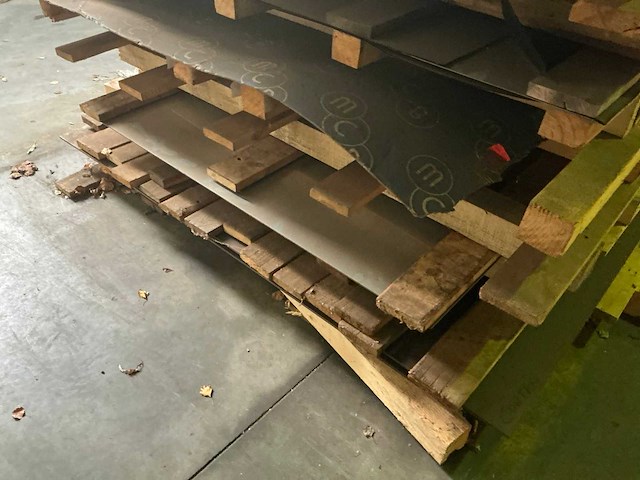 Partij divers metaalplaatrestanten - afbeelding 6 van  6