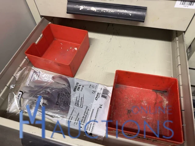Partij divers metalen, filters en handschoenen ansell - afbeelding 2 van  21