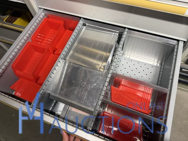 Partij divers metalen, filters en handschoenen ansell - afbeelding 18 van  21