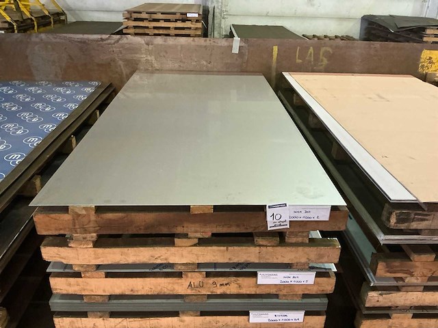 Partij divers metalen plaatmateriaal - afbeelding 2 van  5