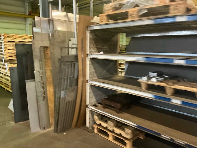 Partij divers metalen plaatmateriaal - afbeelding 4 van  7