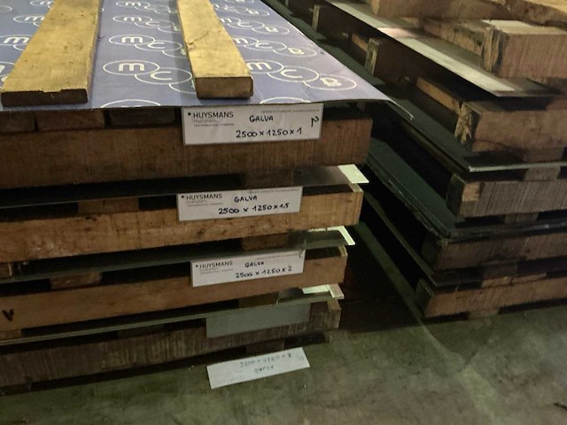 Partij divers metalen plaatmateriaal - afbeelding 8 van  9