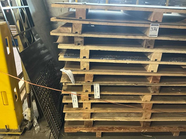 Partij divers metalen plaatmateriaal - afbeelding 2 van  4