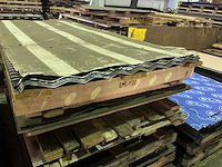 Partij divers metalen plaatmateriaalrestanten - afbeelding 3 van  5