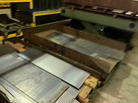 Partij divers metalen plaatmateriaalrestanten - afbeelding 9 van  9