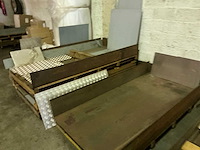 Partij divers metalen plaatmateriaalrestanten - afbeelding 7 van  7