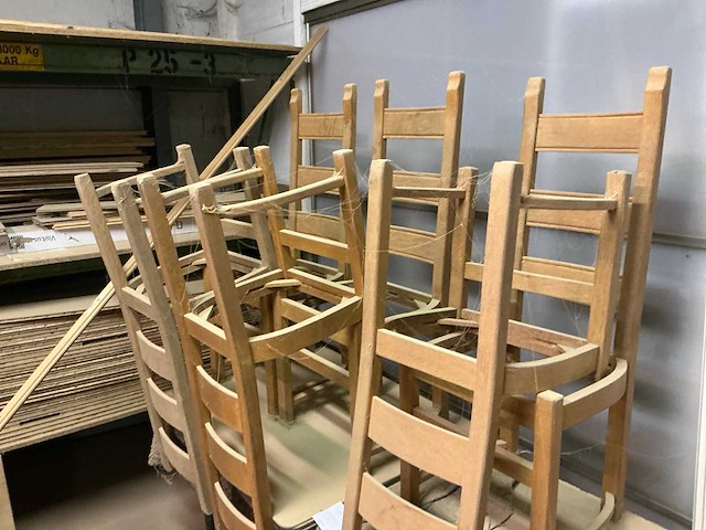 Partij divers meubilair - afbeelding 2 van  9