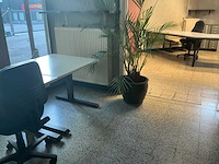 Partij divers meubilair - afbeelding 2 van  4