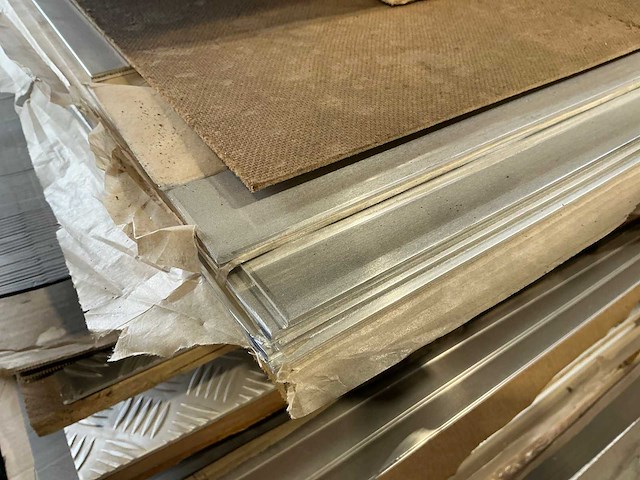 Partij divers plaatmateriaal - afbeelding 3 van  7