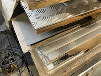 Partij divers plaatmateriaal - afbeelding 4 van  7