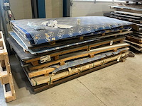 Partij divers plaatmateriaal - afbeelding 1 van  8