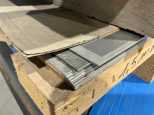Partij divers plaatmateriaal - afbeelding 8 van  11