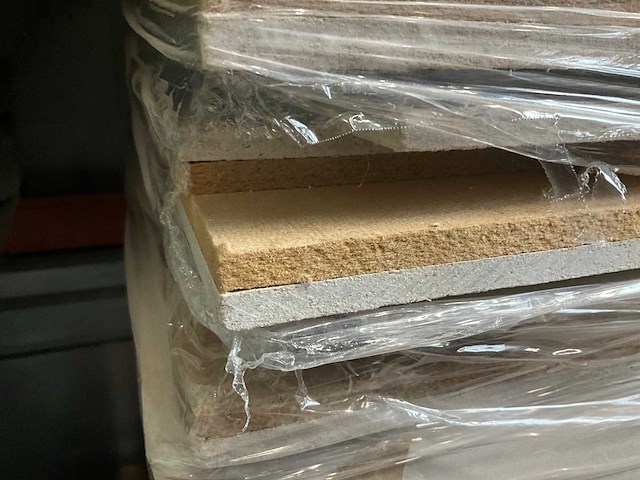 Partij divers plafondisolatie - afbeelding 2 van  3