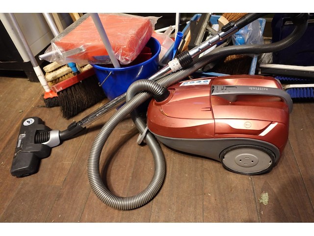 Partij divers poetsgerief - afbeelding 2 van  6