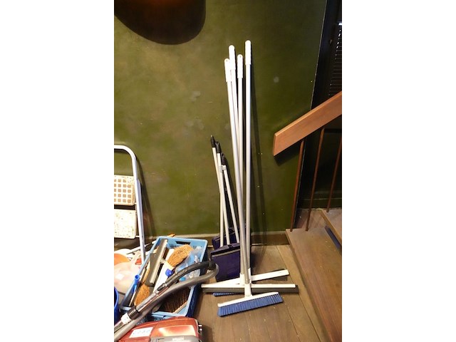 Partij divers poetsgerief - afbeelding 4 van  6