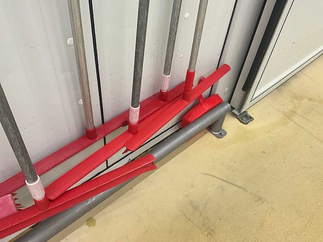 Partij divers poetsgerief - afbeelding 3 van  5