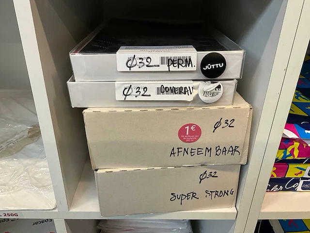 Partij divers printmateriaal - afbeelding 17 van  52
