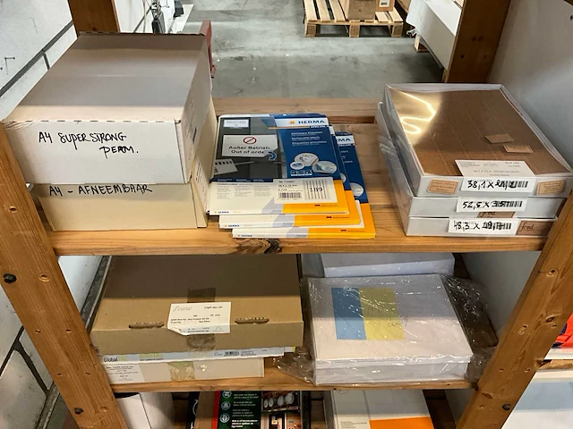 Partij divers printmateriaal - afbeelding 30 van  52