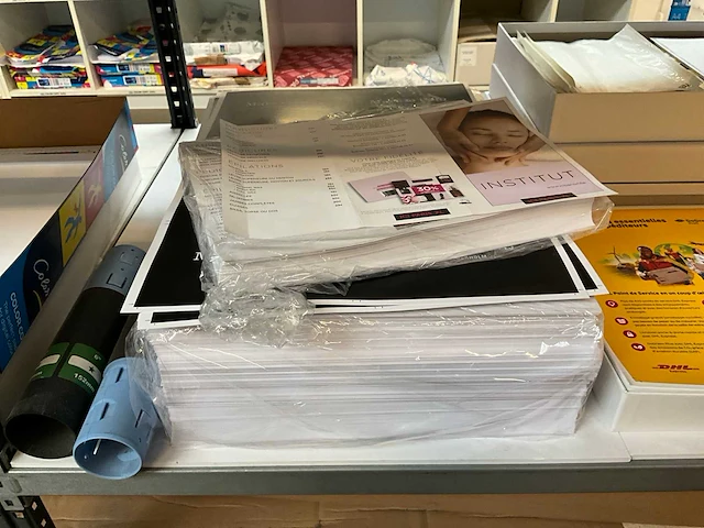 Partij divers printmateriaal - afbeelding 43 van  52