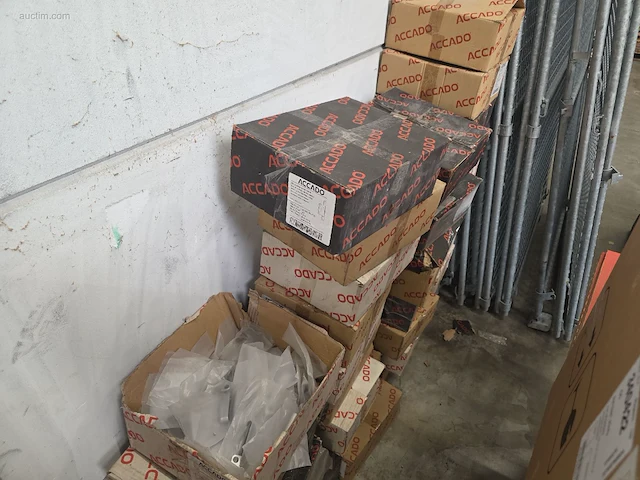 Partij divers ramen en deurbeslag accado - afbeelding 10 van  13
