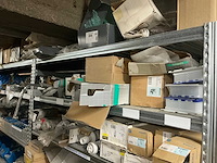Partij divers sanitair installatiemateriaal - afbeelding 10 van  17