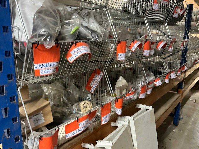 Partij divers sanitair installatiemateriaal - afbeelding 5 van  22