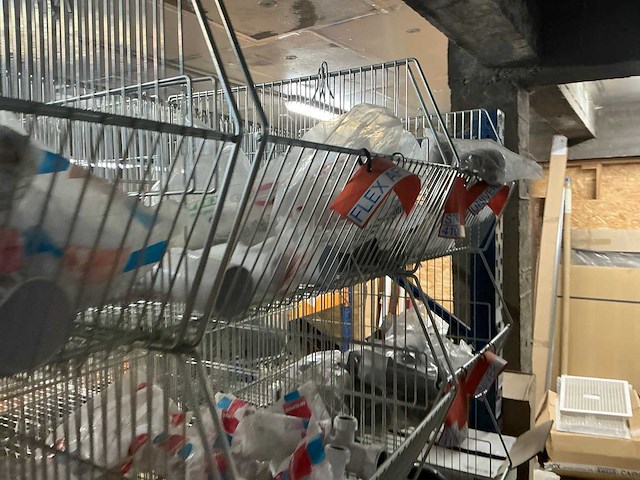 Partij divers sanitair installatiemateriaal - afbeelding 15 van  22