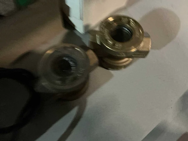 Partij divers sanitair-technische installatiemateriaal - afbeelding 4 van  6