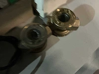 Partij divers sanitair-technische installatiemateriaal - afbeelding 4 van  6