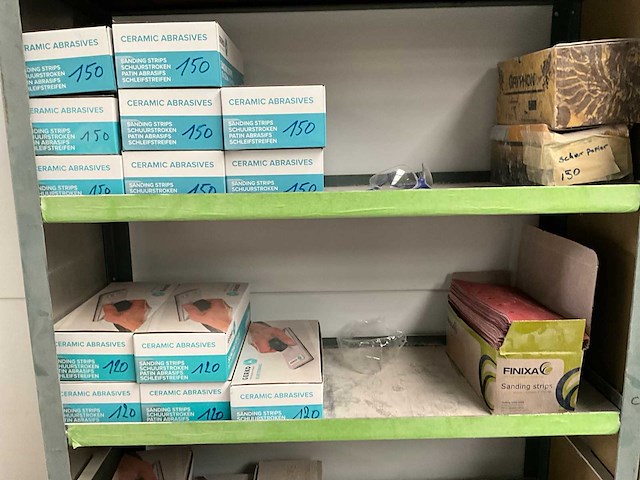 Partij divers schuurpapier - afbeelding 12 van  16